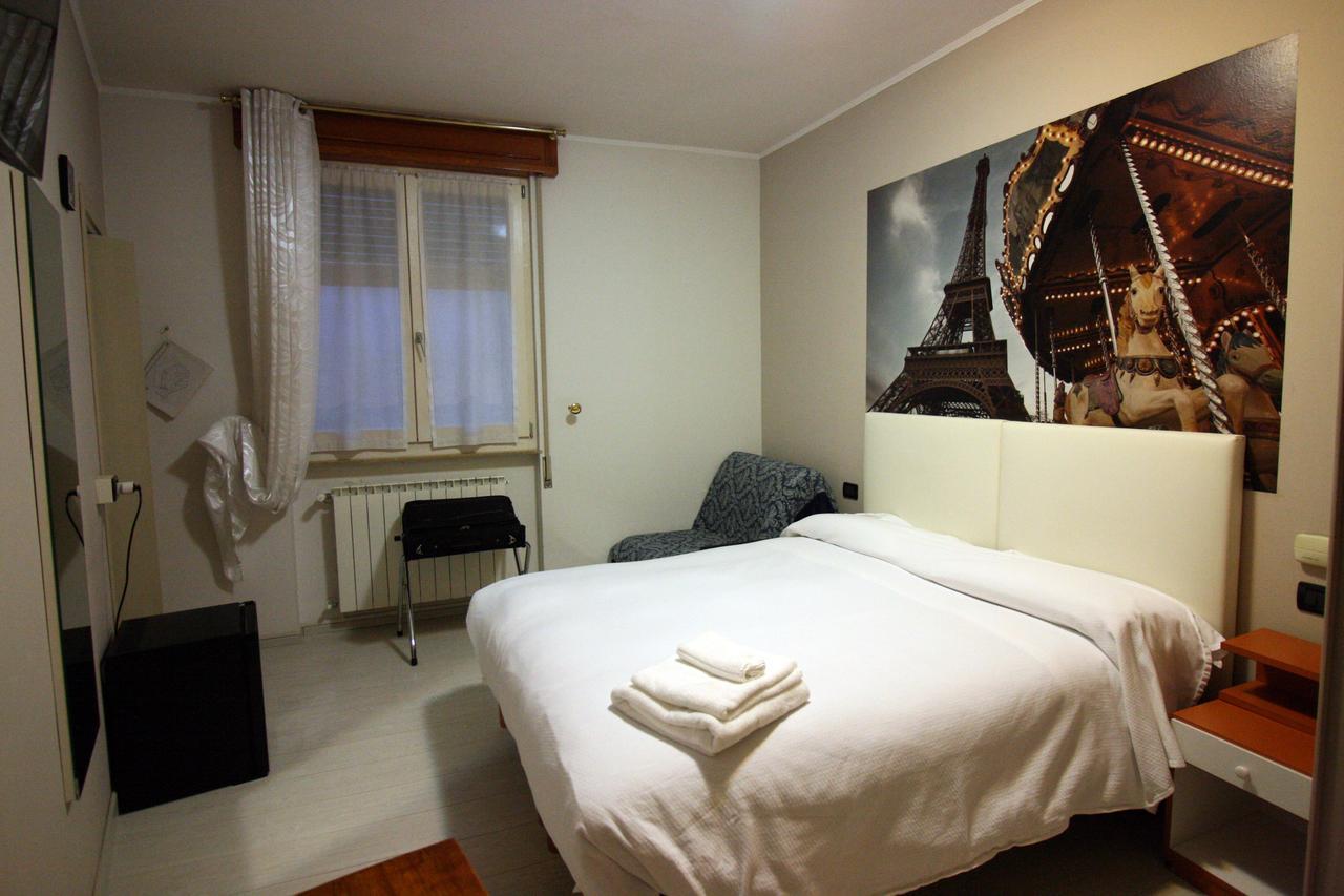Albergo Ristorante La Bussola Clusone Ngoại thất bức ảnh